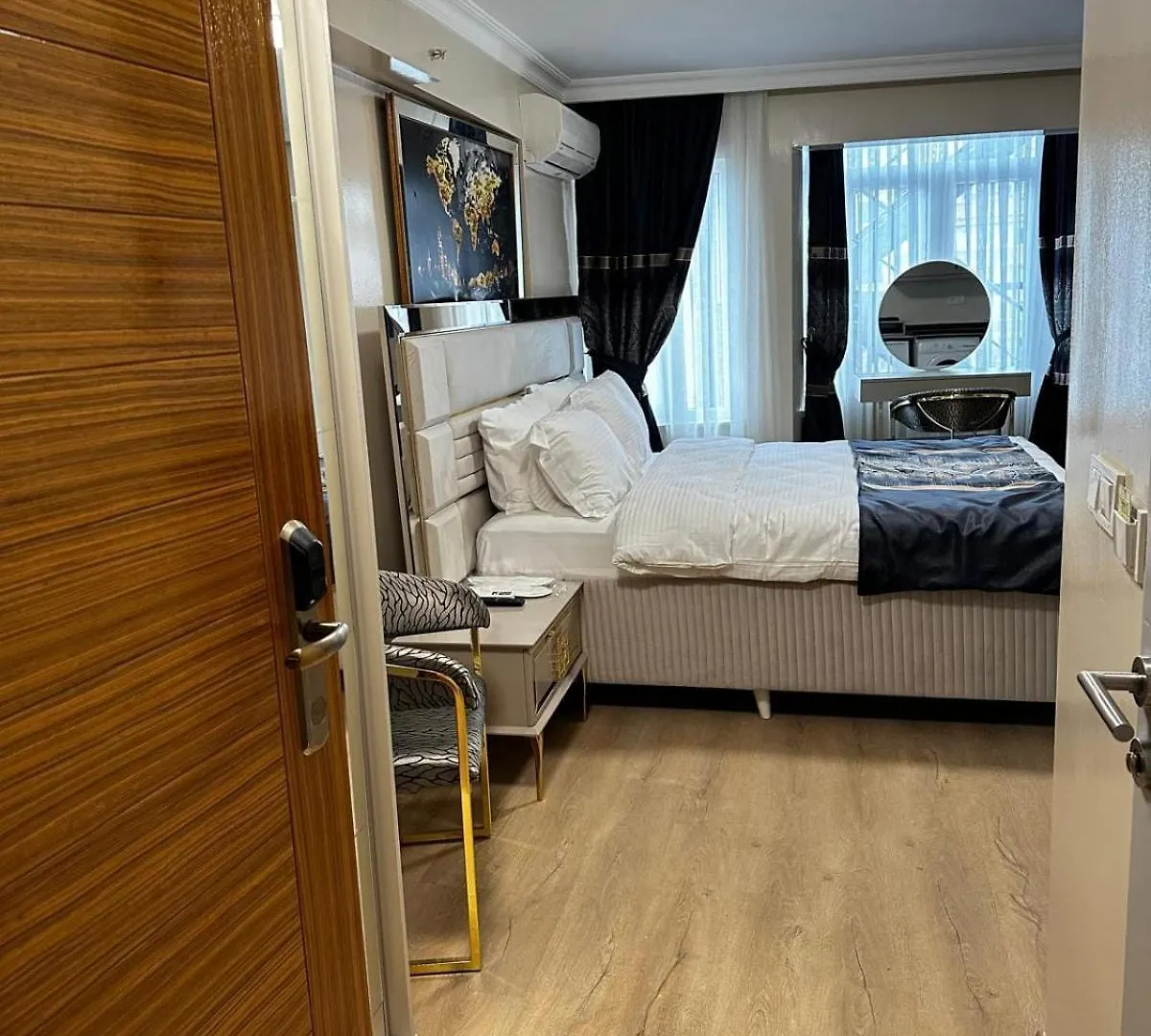 **  New Hotel Harbiye 伊斯坦布尔 土耳其