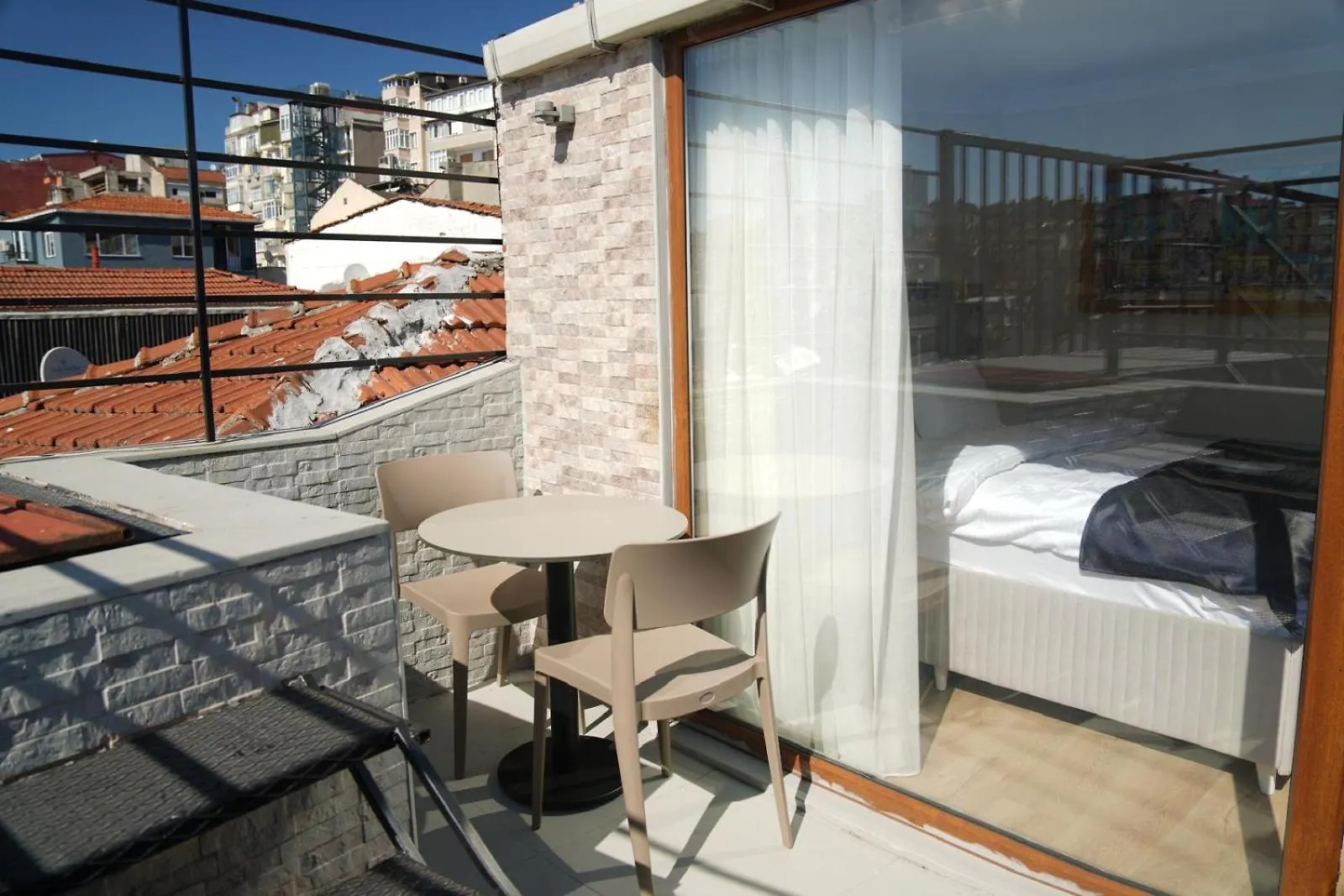 New Hotel Harbiye 伊斯坦布尔 2*,
