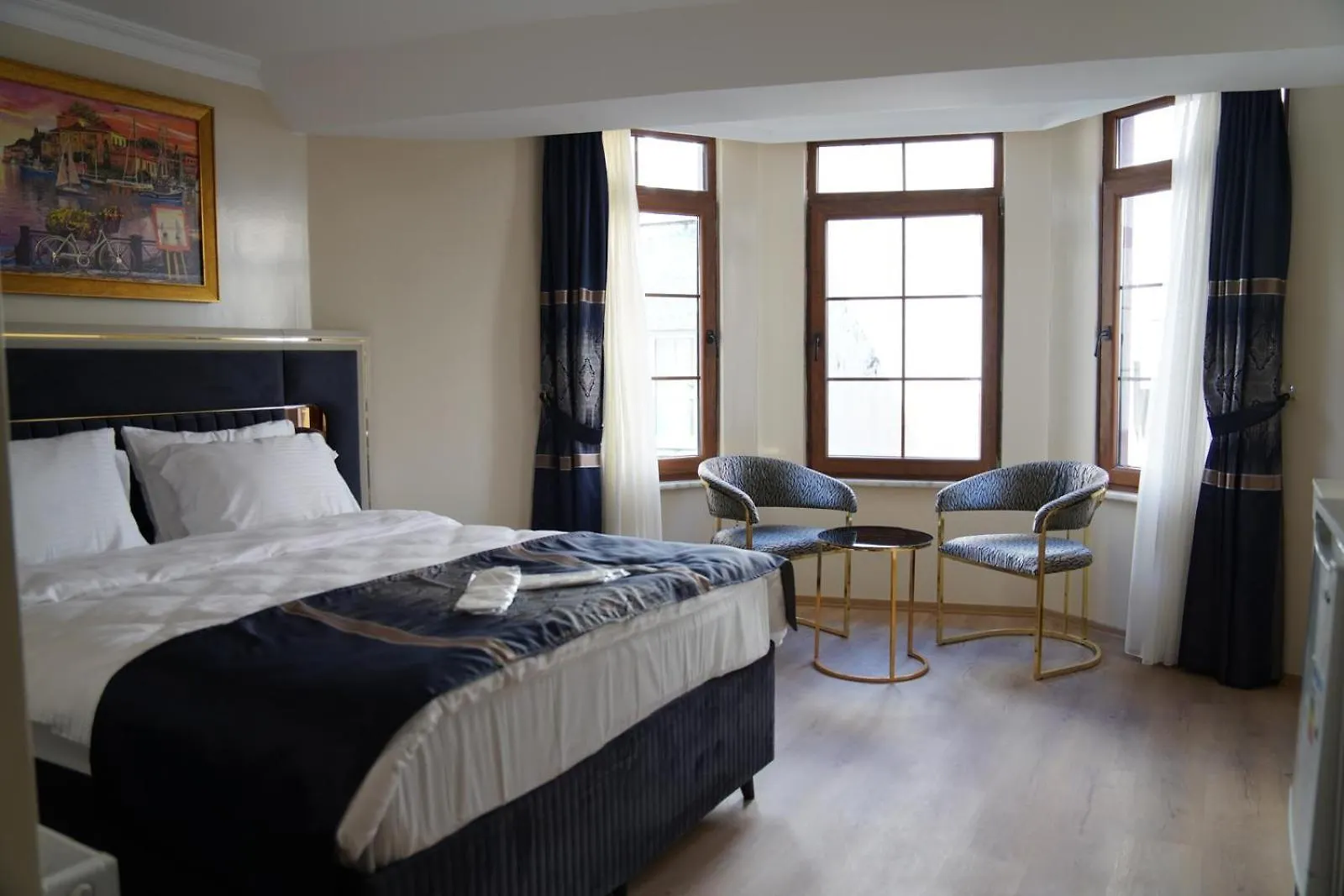 New Hotel Harbiye 伊斯坦布尔 2*,