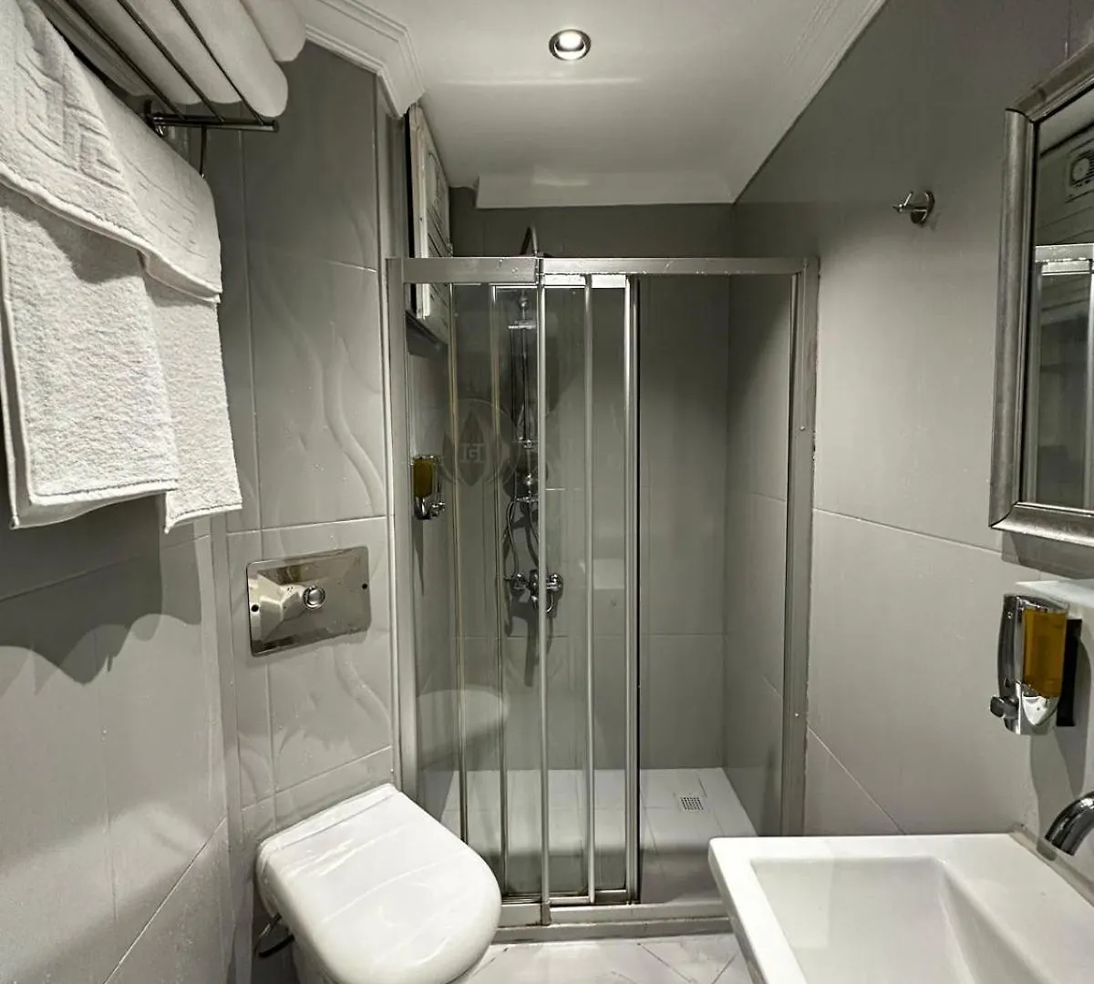 New Hotel Harbiye Istanbul 2*,